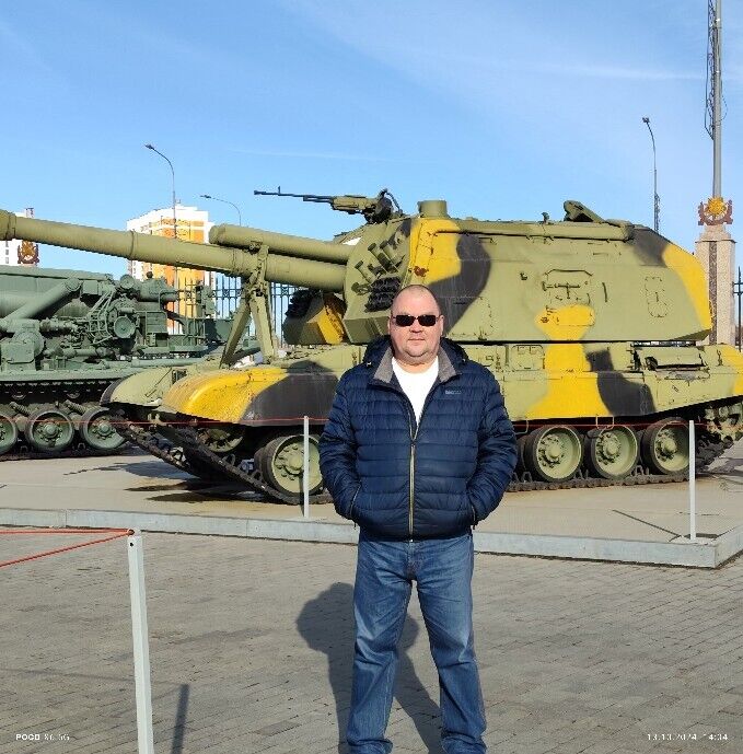  52597359  Vyacheslav, 54 ,    