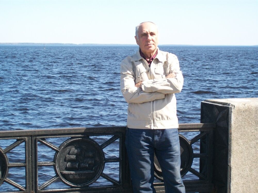  15415619  Ewgenii, 75 ,    