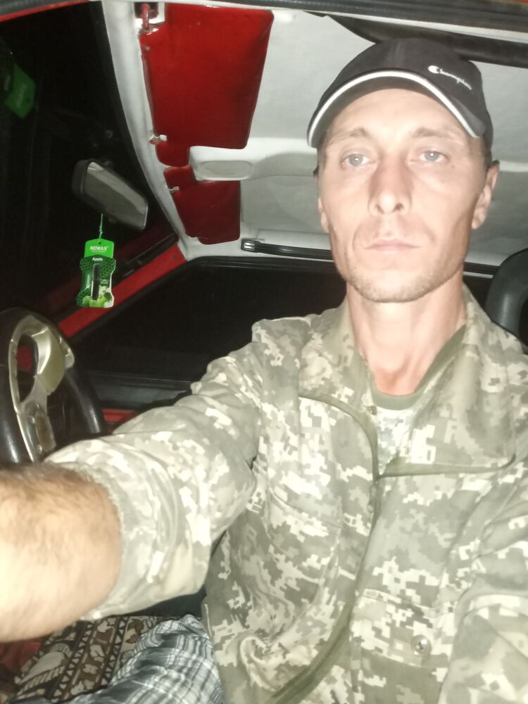  33064269  , 42 ,    