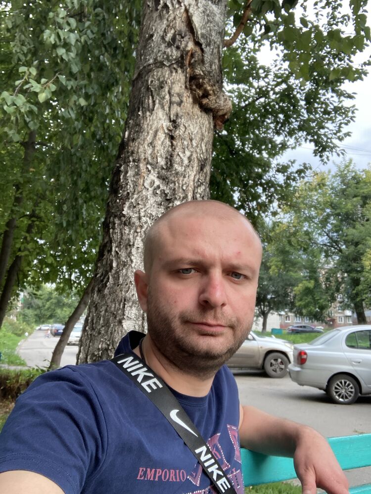  23688639  , 33 ,    