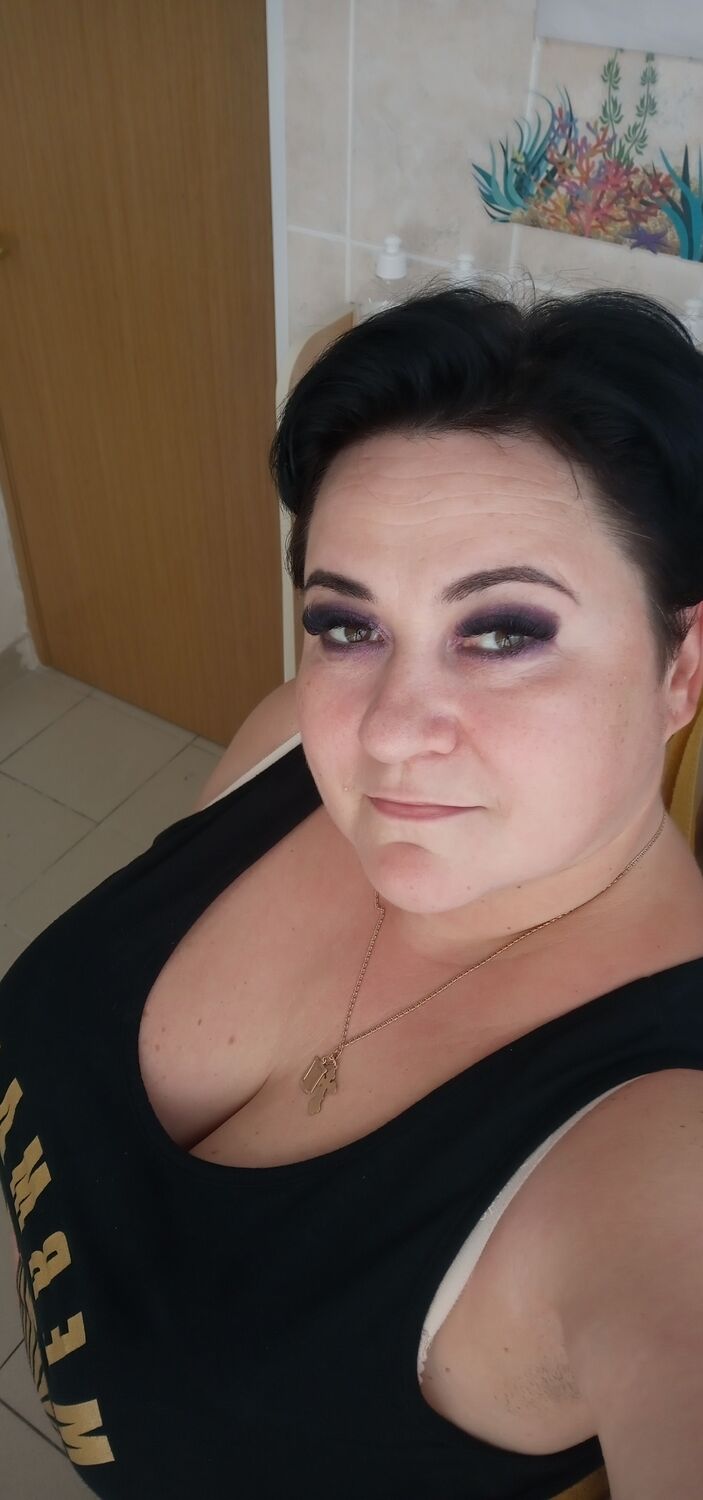  ,   Irina, 47 ,   ,   