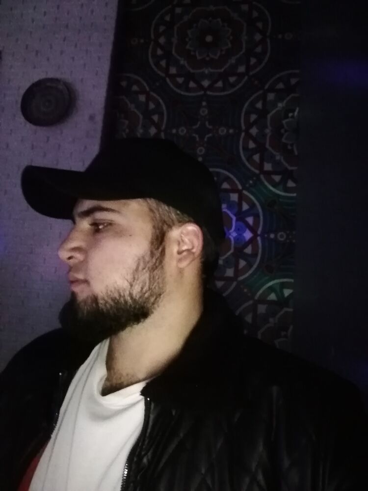  35436739  Amir, 25 ,    