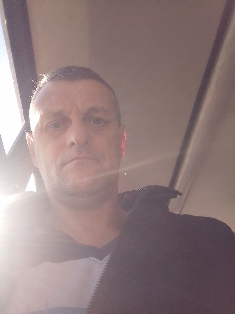  ,   Igor, 47 ,   ,   , 