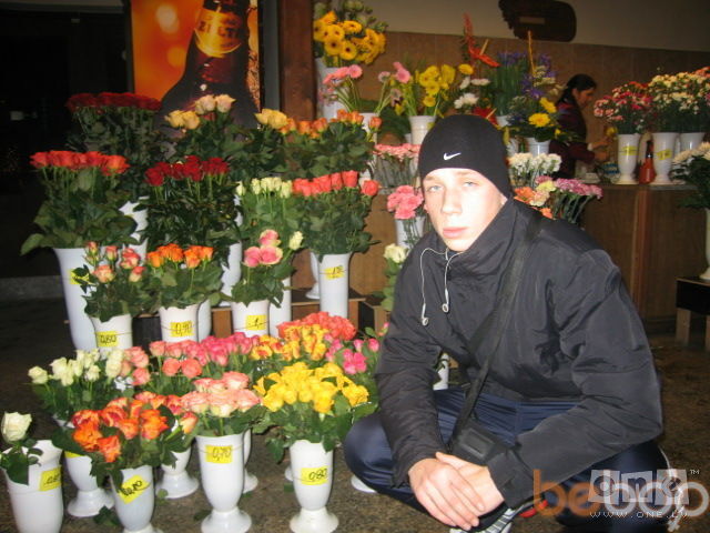  1332189  Serjoga, 36 ,    