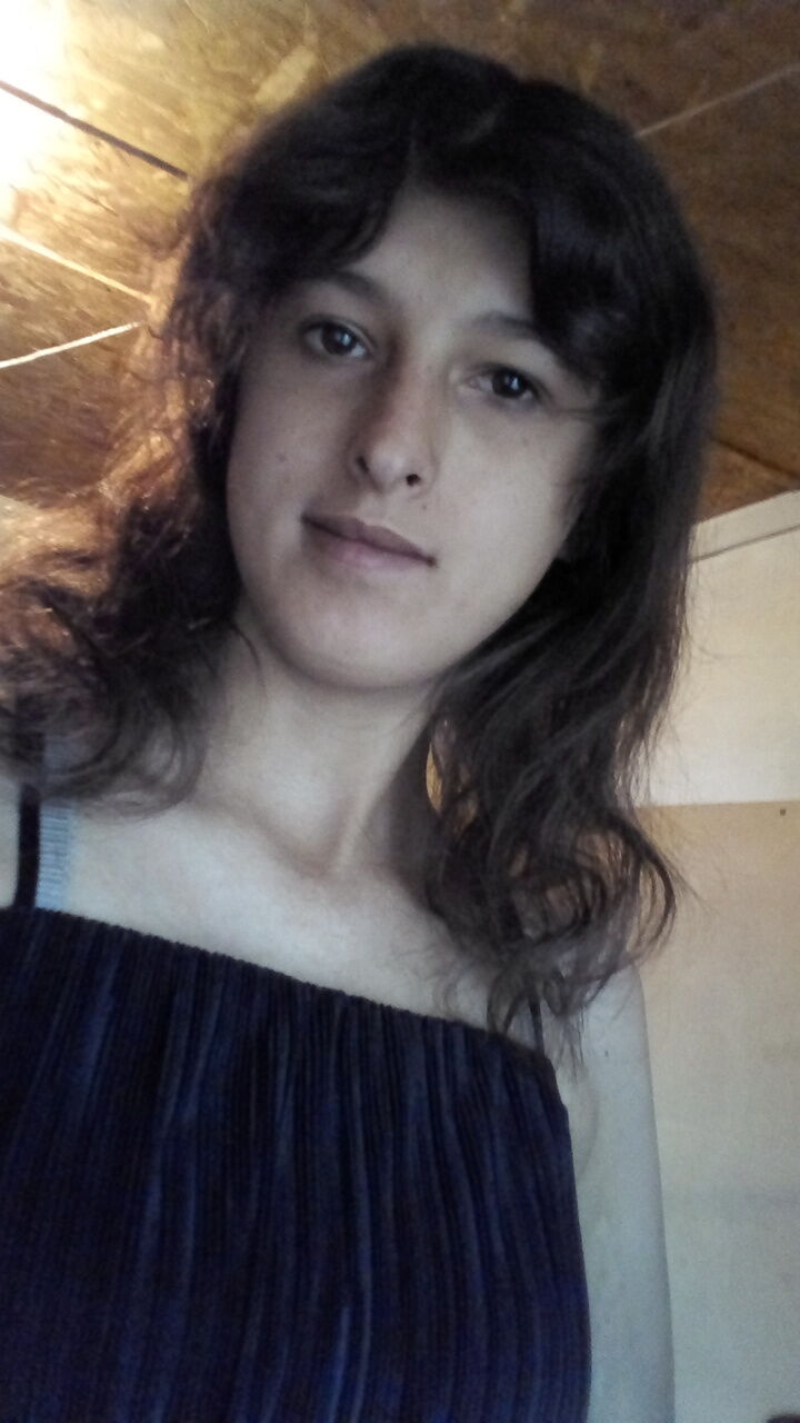  43210949  , 21 ,    