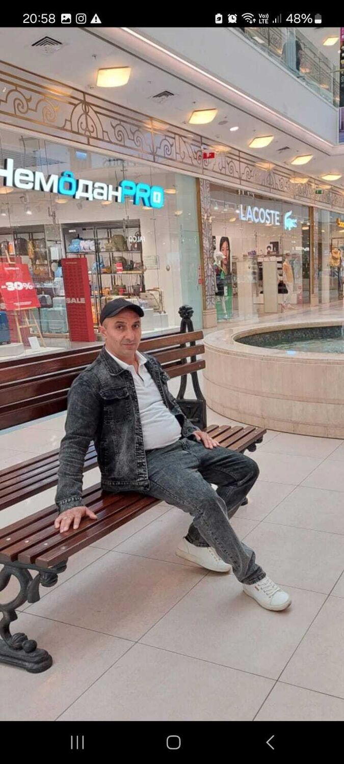  --,   Vitalii, 41 ,   ,   