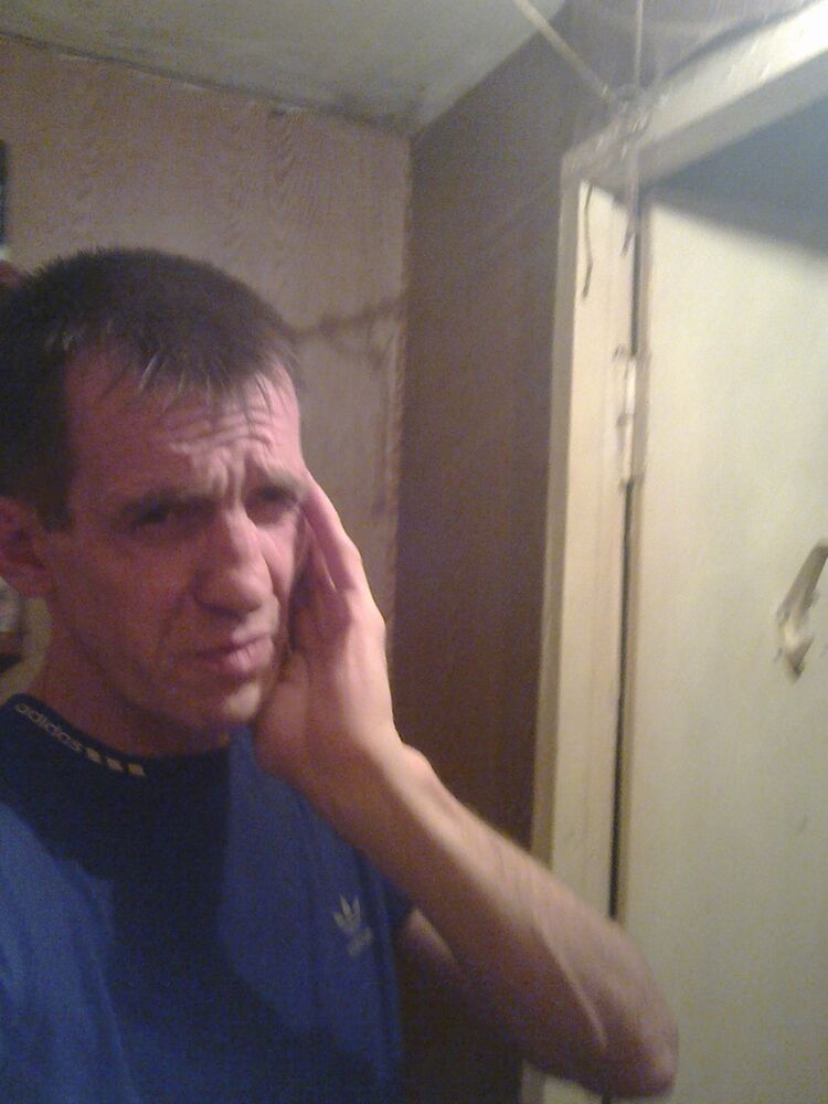 4981599  Yury, 57 ,    