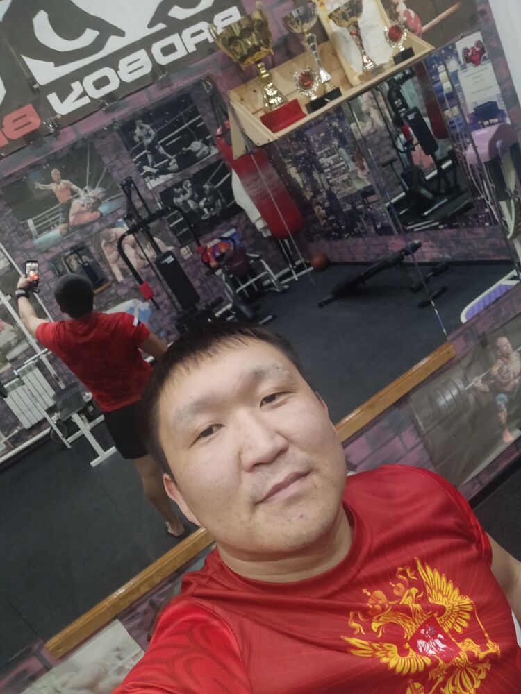  ,   Artem, 31 ,   ,   