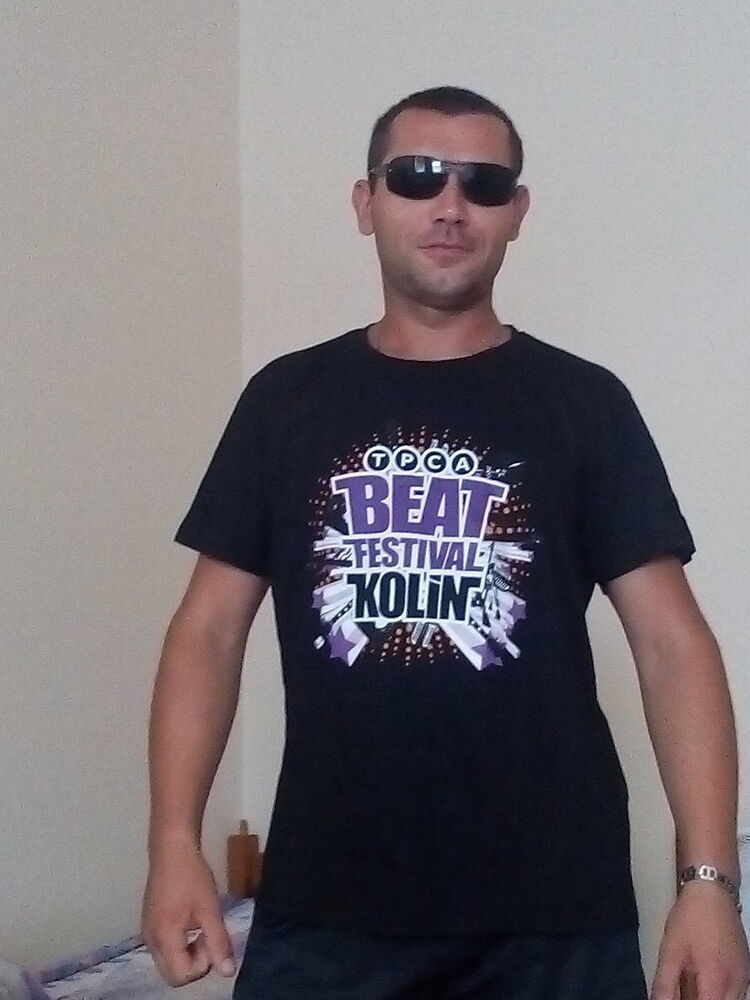  13284199  Ruslan, 38 ,    Kolin