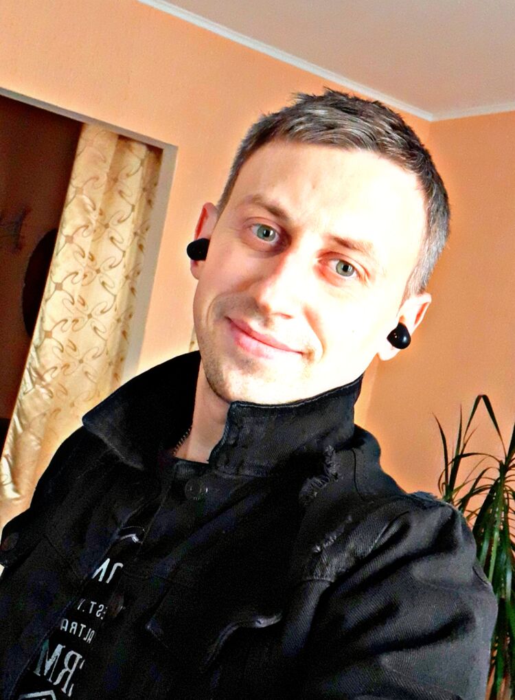  ,   Alexander, 33 ,   ,   , c , 