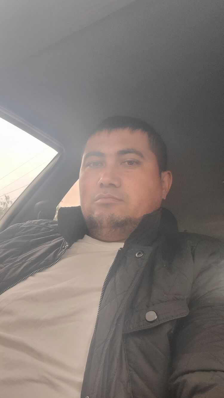  43836679  Syxrob, 40 ,    