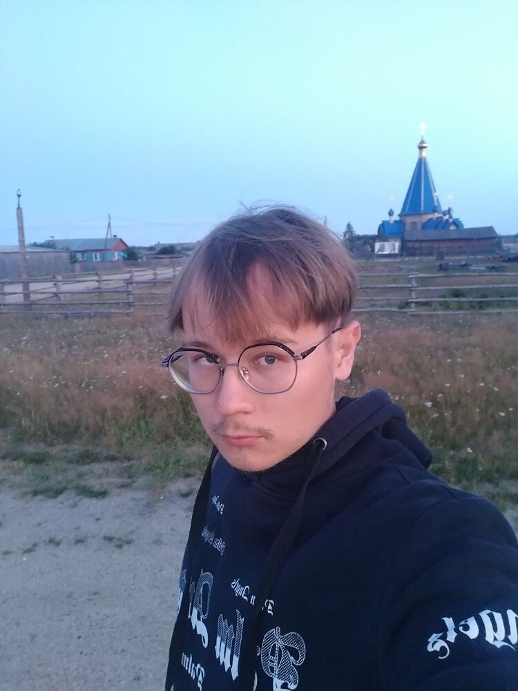  ,   Maxim, 22 ,     , c , 