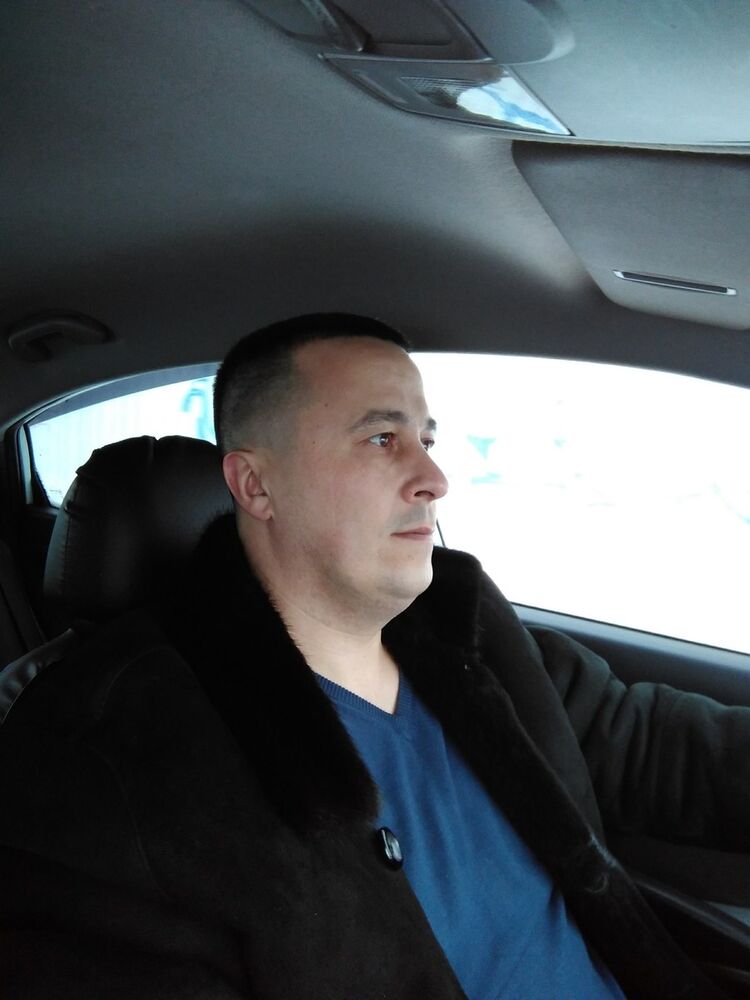  -,   , 44 ,  
