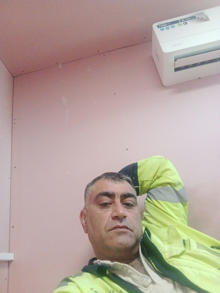  46599119  Anar, 45 ,    