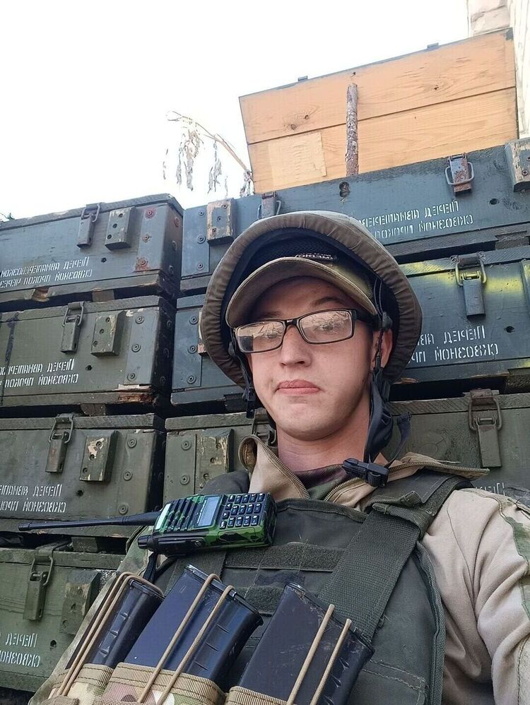  43831119  , 28 ,    