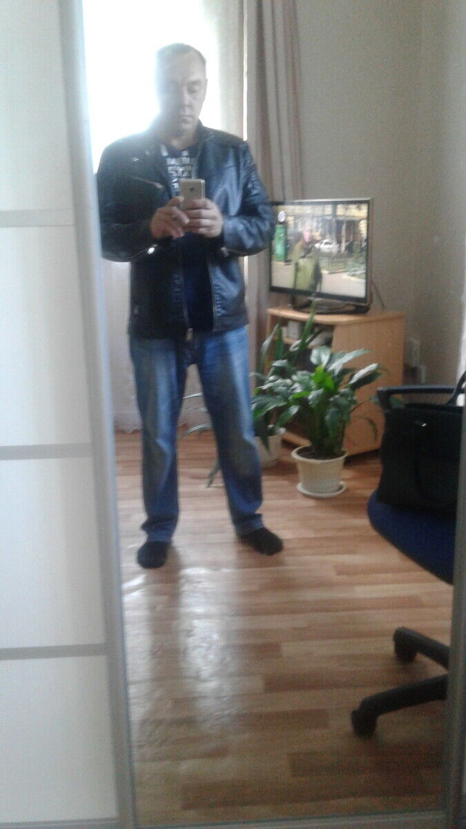  -,   , 52 ,  