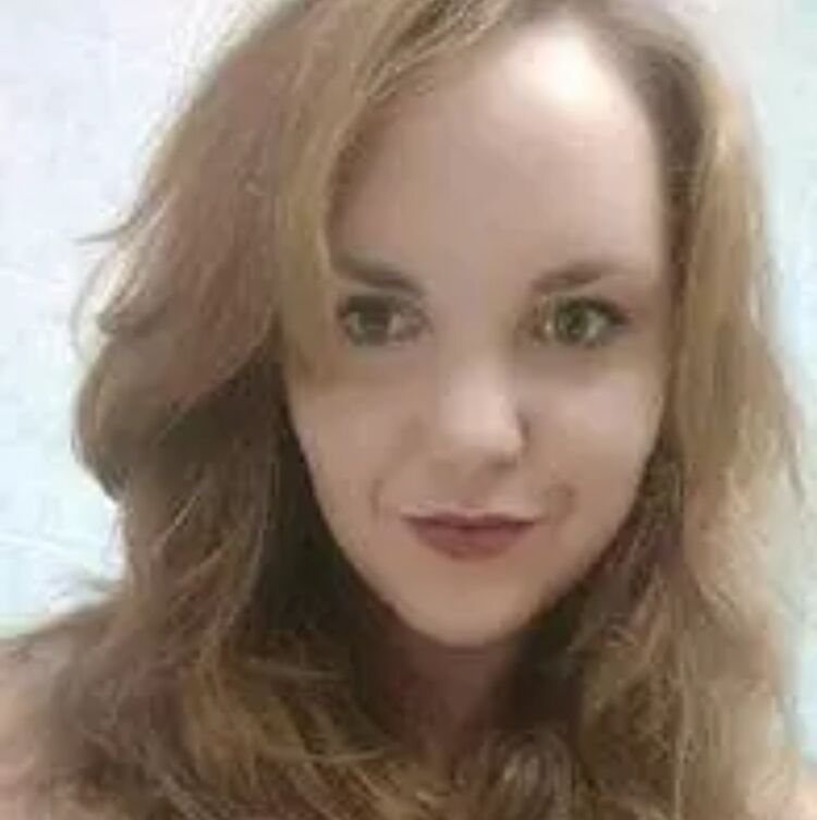  Votice,   Lola, 34 ,   ,   