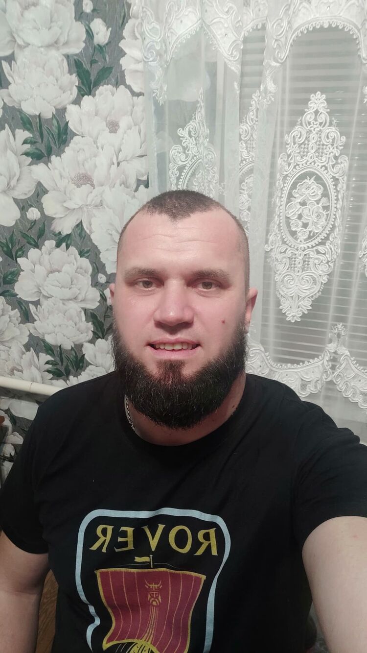  33869619  Vitalii, 35 ,    