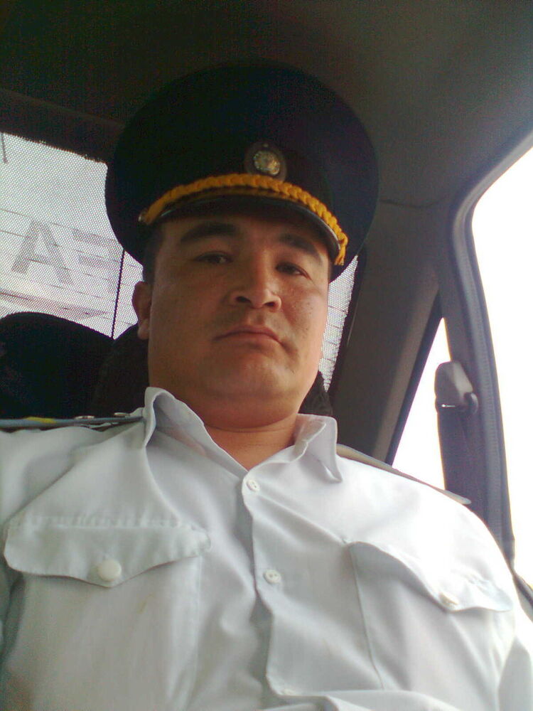  12661149  Odil, 38 ,    