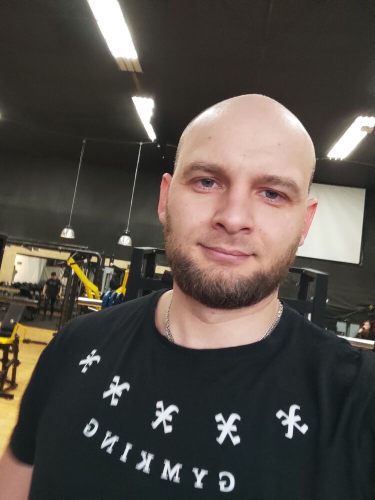   ,   Maxim, 41 ,   ,   