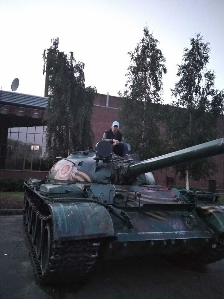  20568859  Sardor, 31 ,    