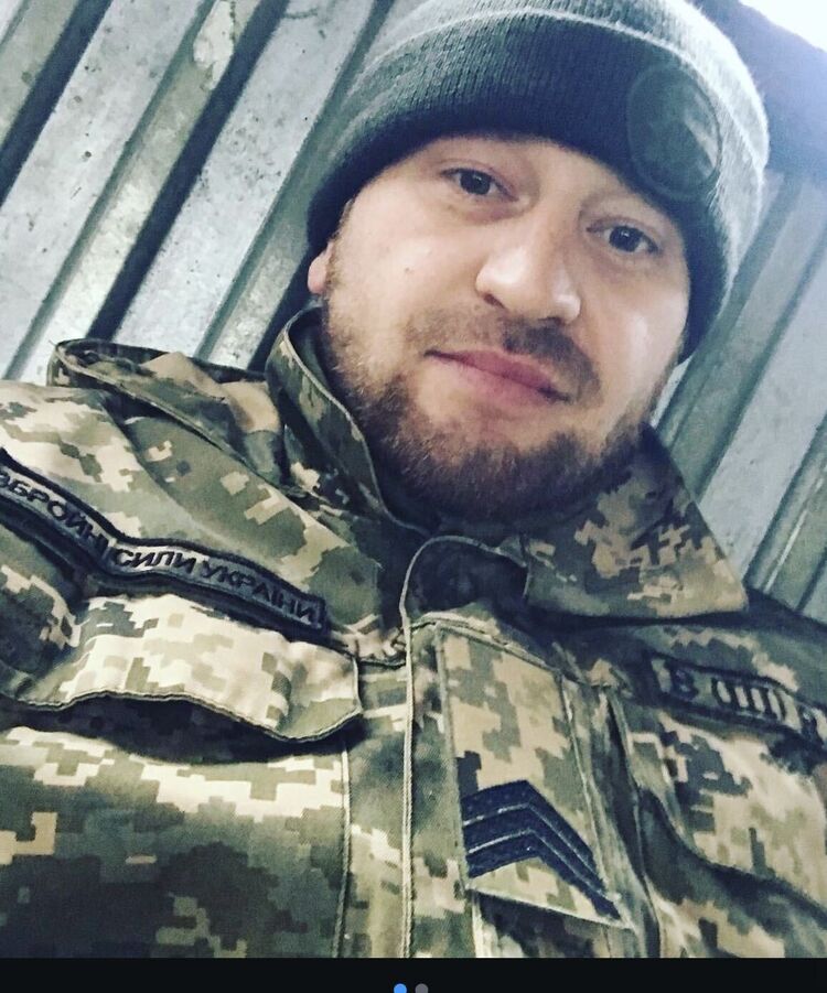  46563029  Oleksandr, 32 ,    