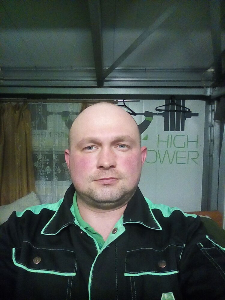  8842379  , 38 ,    