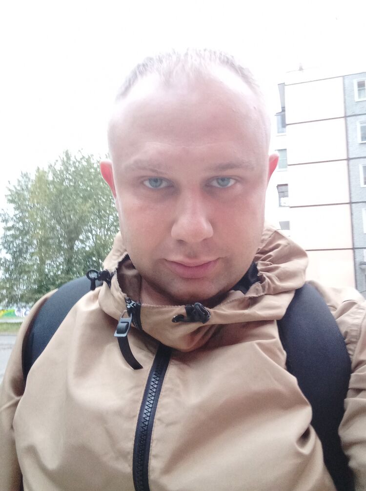  37306429  , 33 ,    