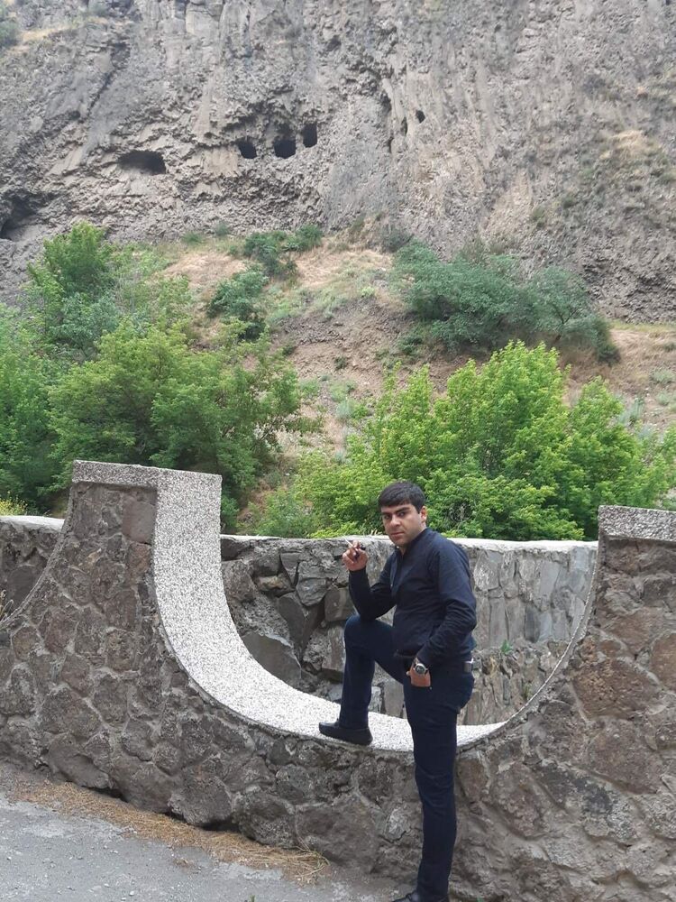 ,   Hrach, 39 ,   ,   