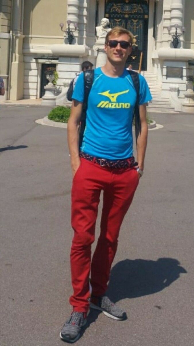  18828949  Anton, 39 ,    Cannes