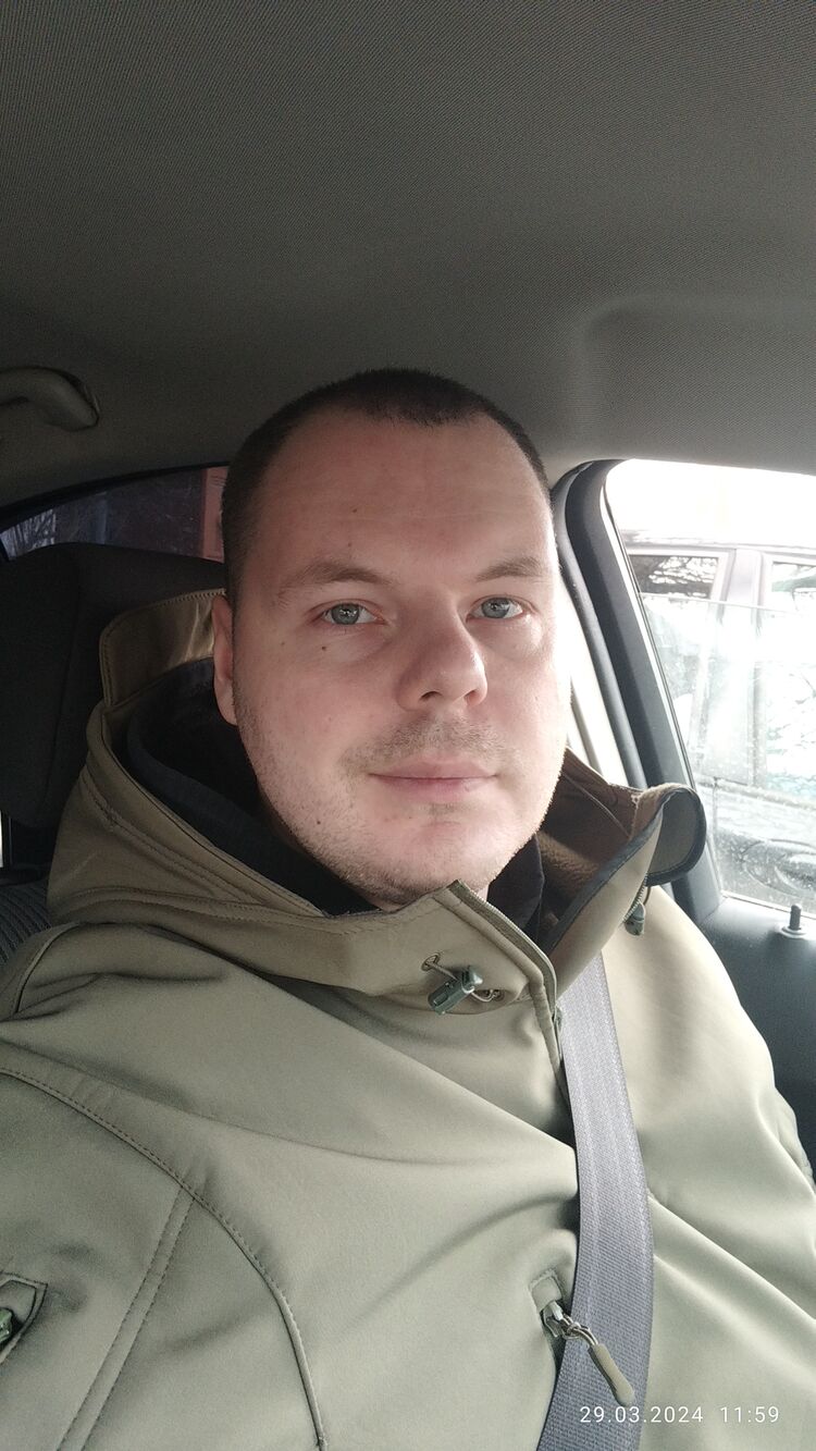  ,   Sergey, 32 ,   ,   , c 