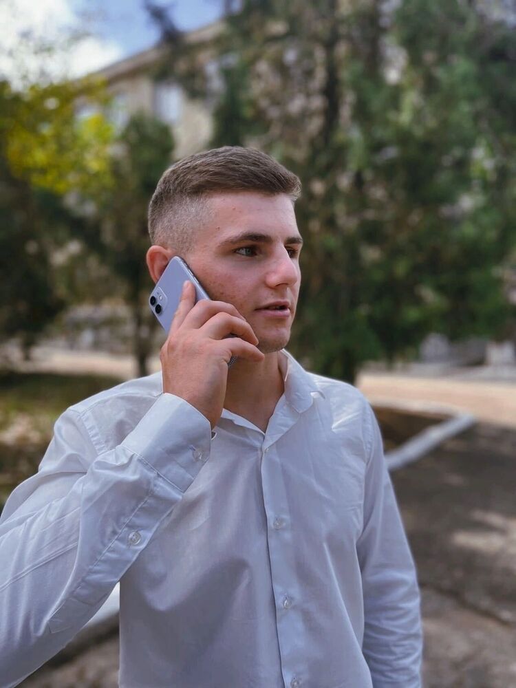  ,   Oleg, 21 ,   ,   , 