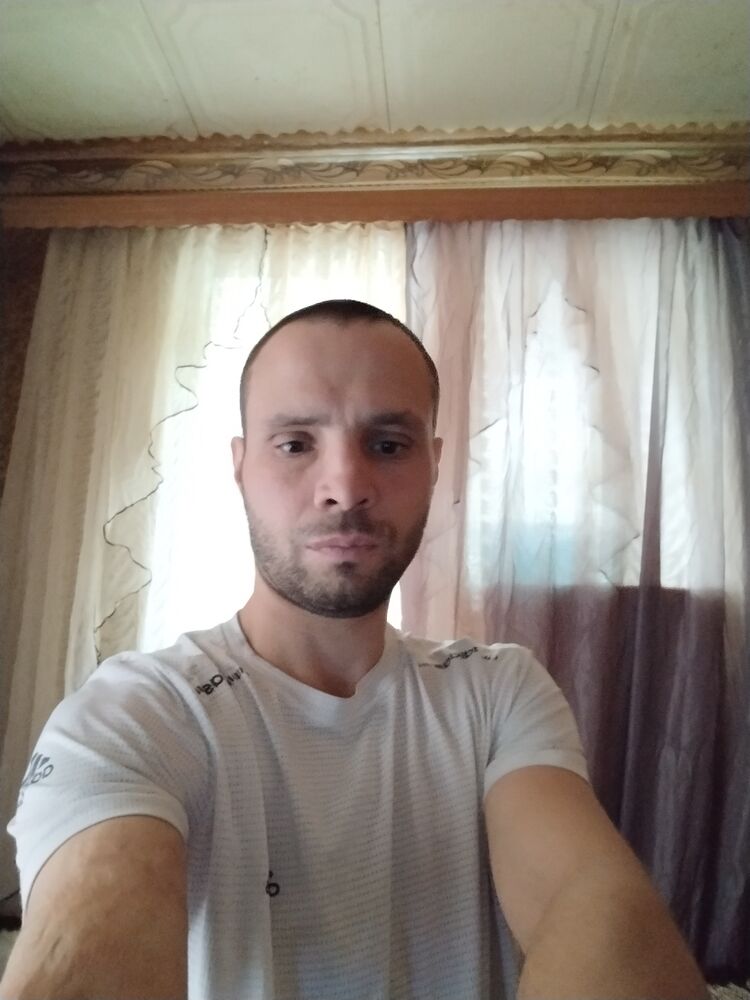  29553529  , 37 ,    
