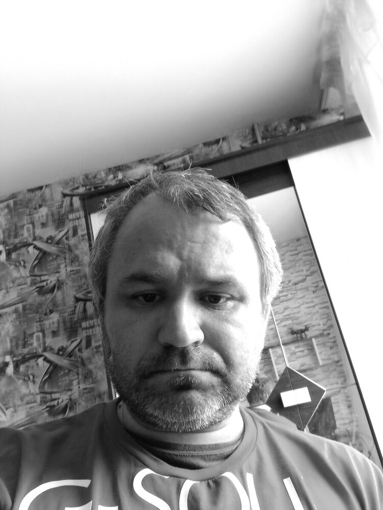  20178639  Oleg, 48 ,    