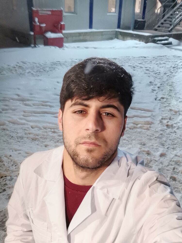  22668199  , 27 ,    
