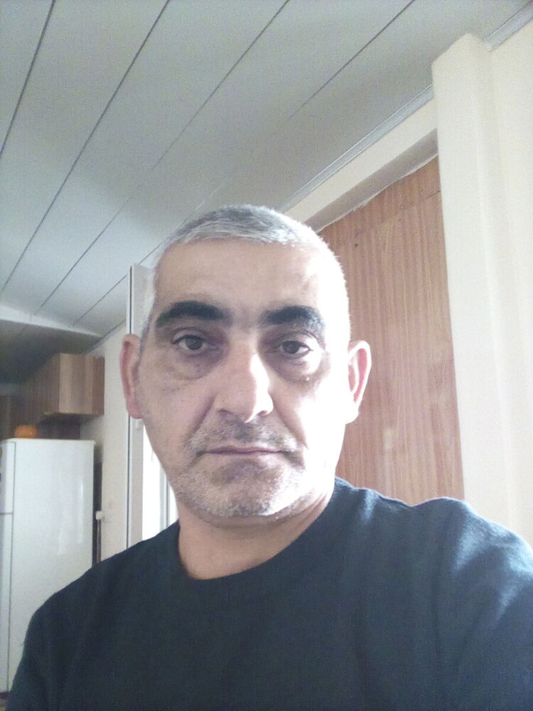  21687709  , 60 ,    