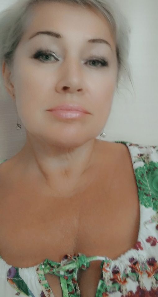  ,   Viktoriya, 46 ,   ,   