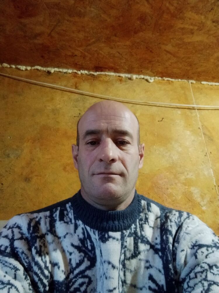 40022859  , 48 ,    