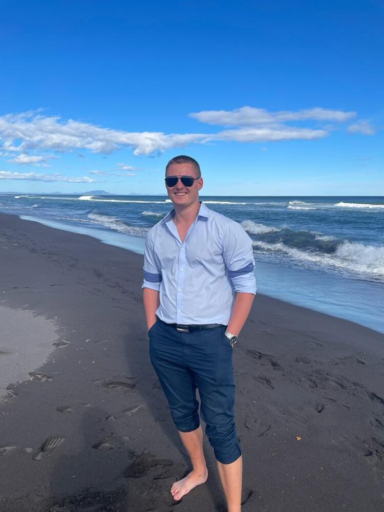  34619749  , 30 ,    -