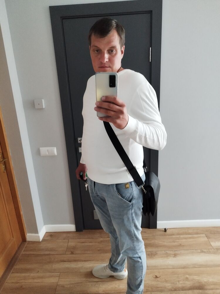  -,   Alexander, 39 ,     , c 