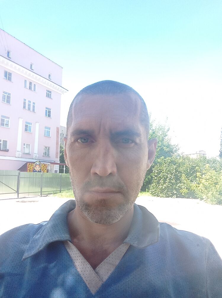  44424949  , 41 ,    