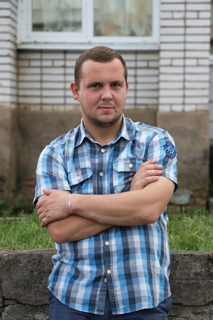  54001079  Leha, 28 ,    