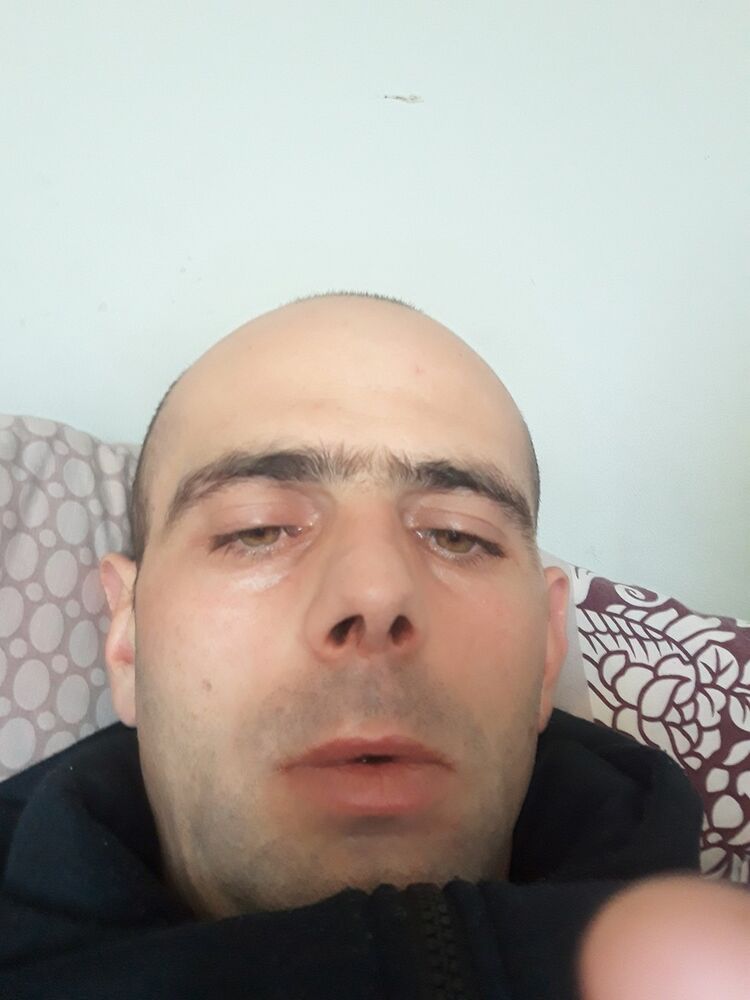  18327609  Sergiu, 36 ,    Posen