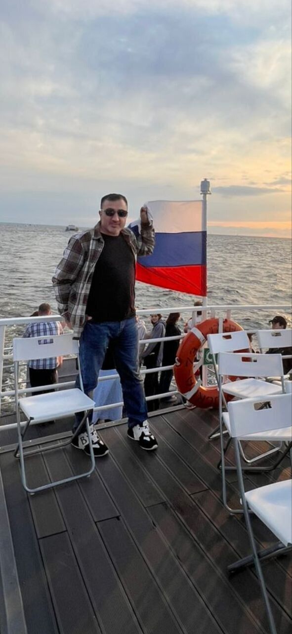  54062329  Ruslan, 48 ,    