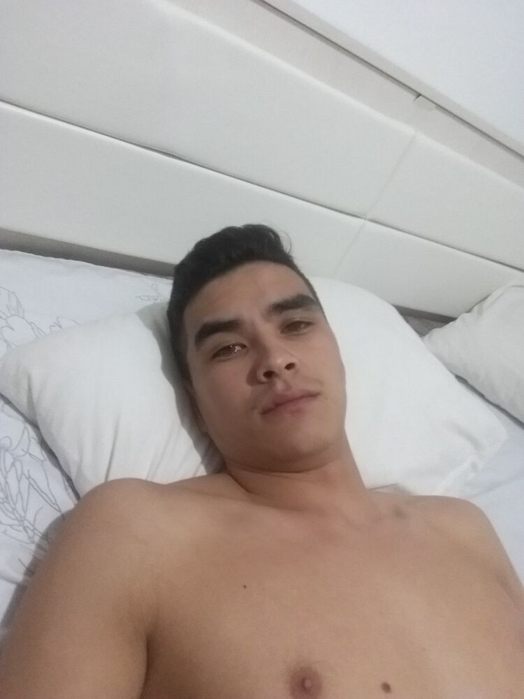  ,   Arman, 33 ,   ,   , c 