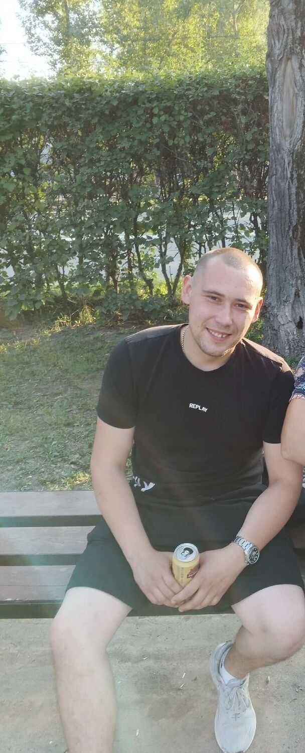 ���� 37879519 ������� ��������, 27 ���, ���� ���������� � �����