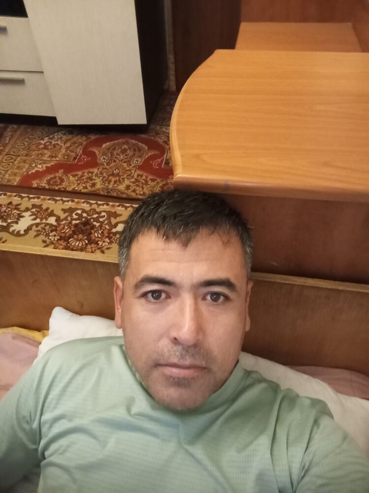  50640089  Ubaydullo, 43 ,    