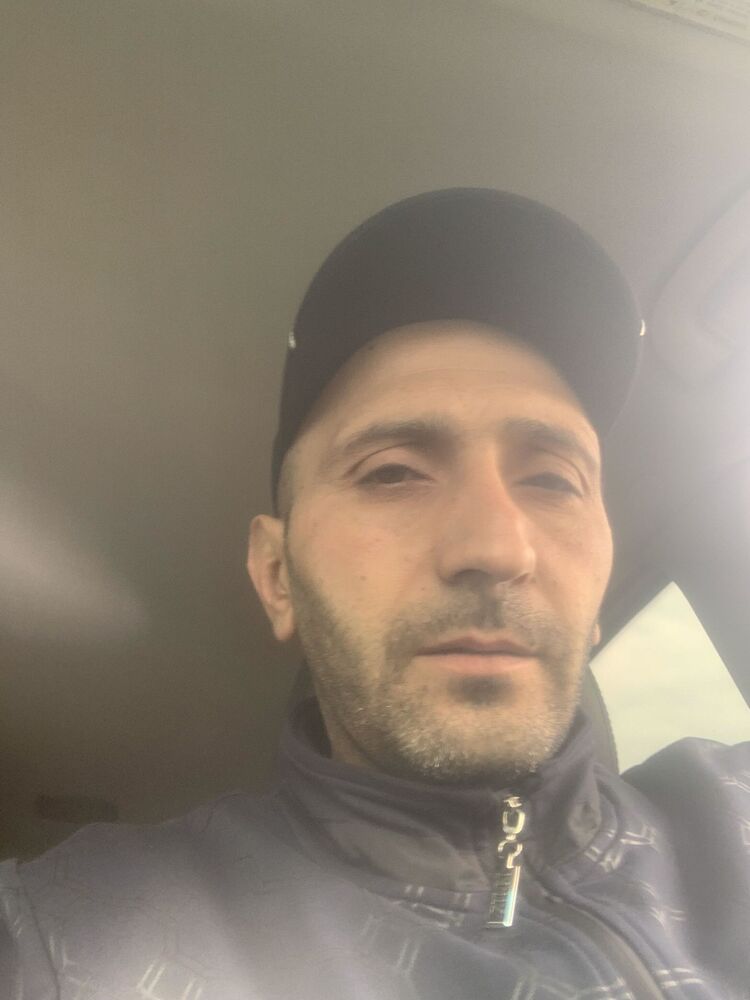  34831749  , 42 ,    