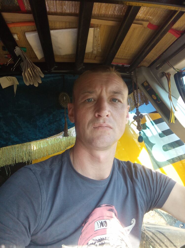  43078579  , 37 ,    