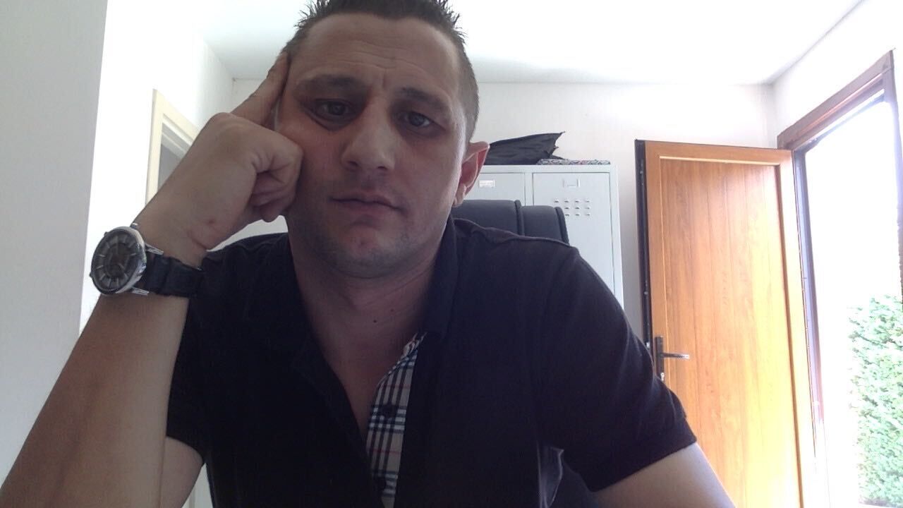  39703779  KORAY, 41 ,    